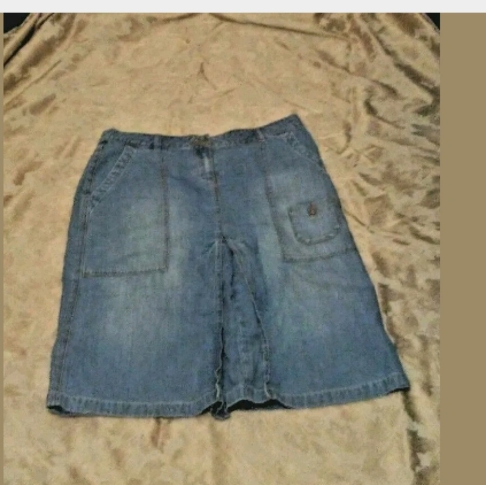 s.Oliver denim skirt sz 36 light color close split